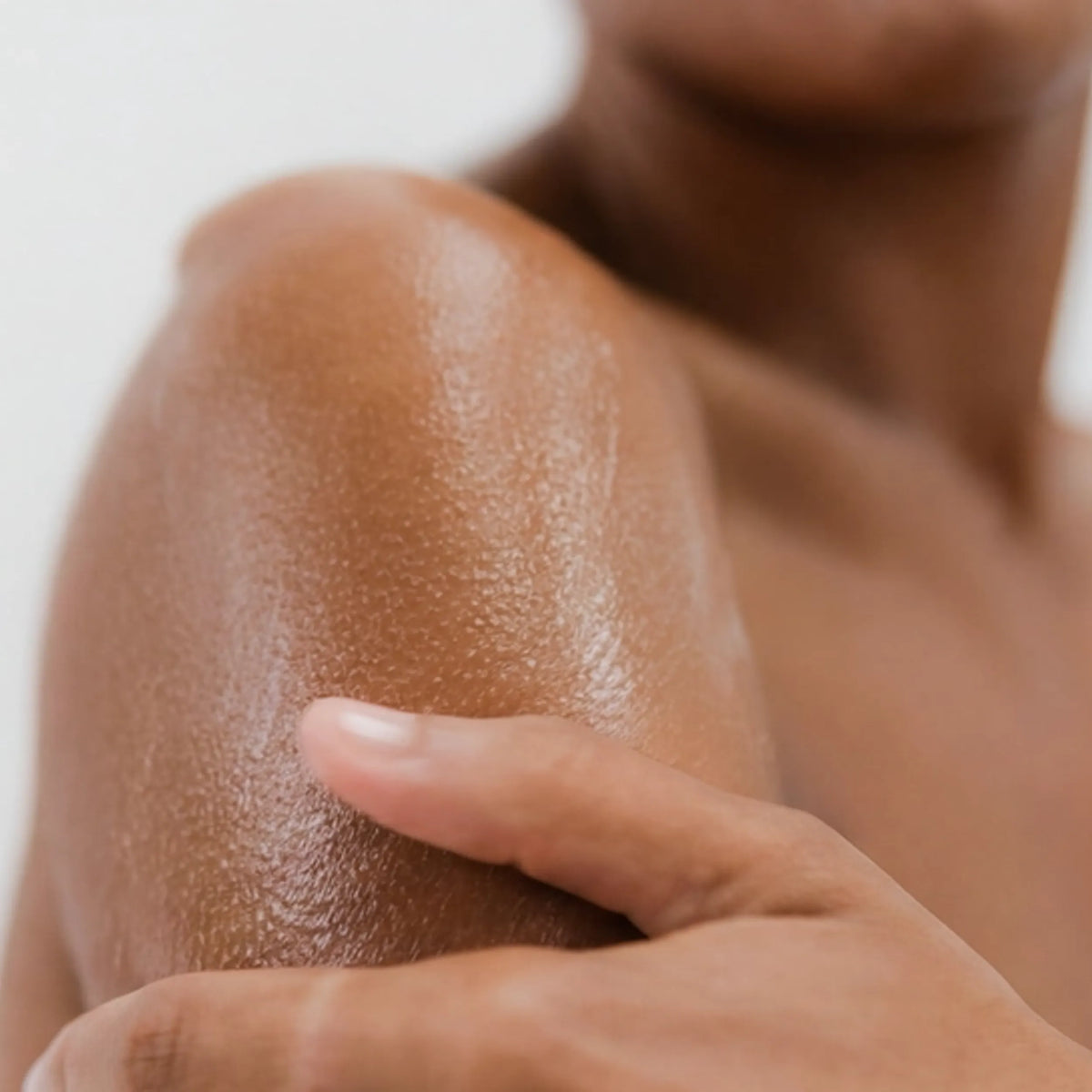 DÉSHYDRATATION VS SÉCHERESSE : COMPRENDRE LA DIFFÉRENCE
